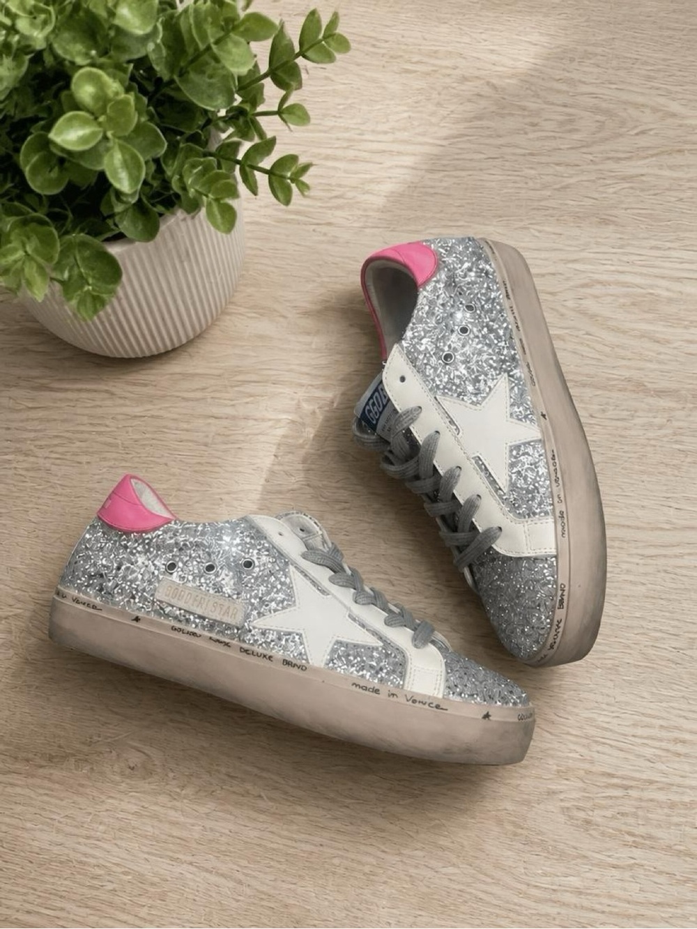 GGDB Silver Glitter Star Sneakers with Pink Heel